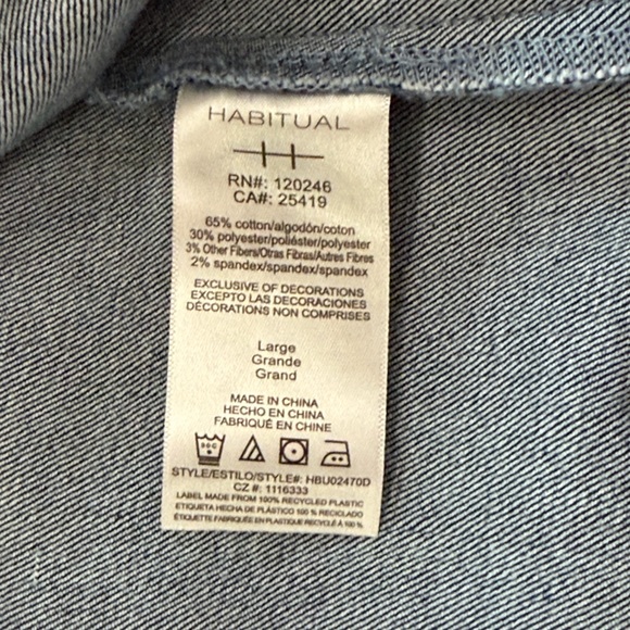 NWT Habitual Women’s Denim Button-Front Mini Dress Large - Picture 8 of 13